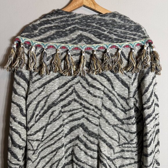 Soft Surroundings Zebra Print Fringe Knit Cardigan Sweater Women's Medium Shawl - Picture 10 of 13